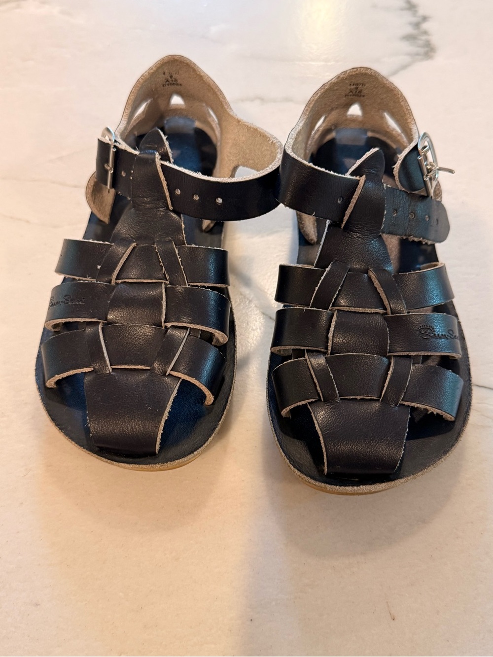 Saltwater sandals 9